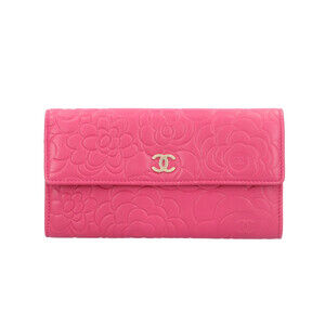 CHANEL Pink Leather Wallet